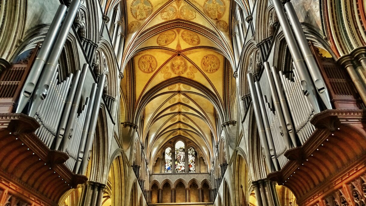 Vue intérieure de la cathédrale de Salisbury