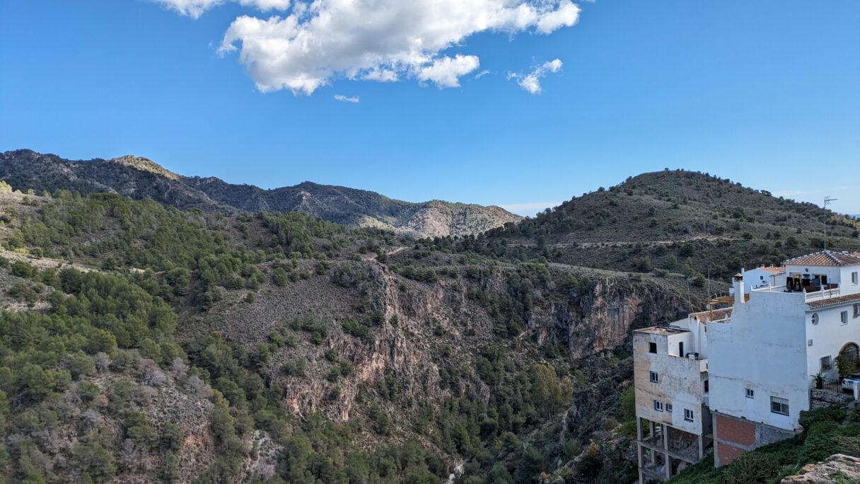 Vue sur les montagnes autour de Frigiliana