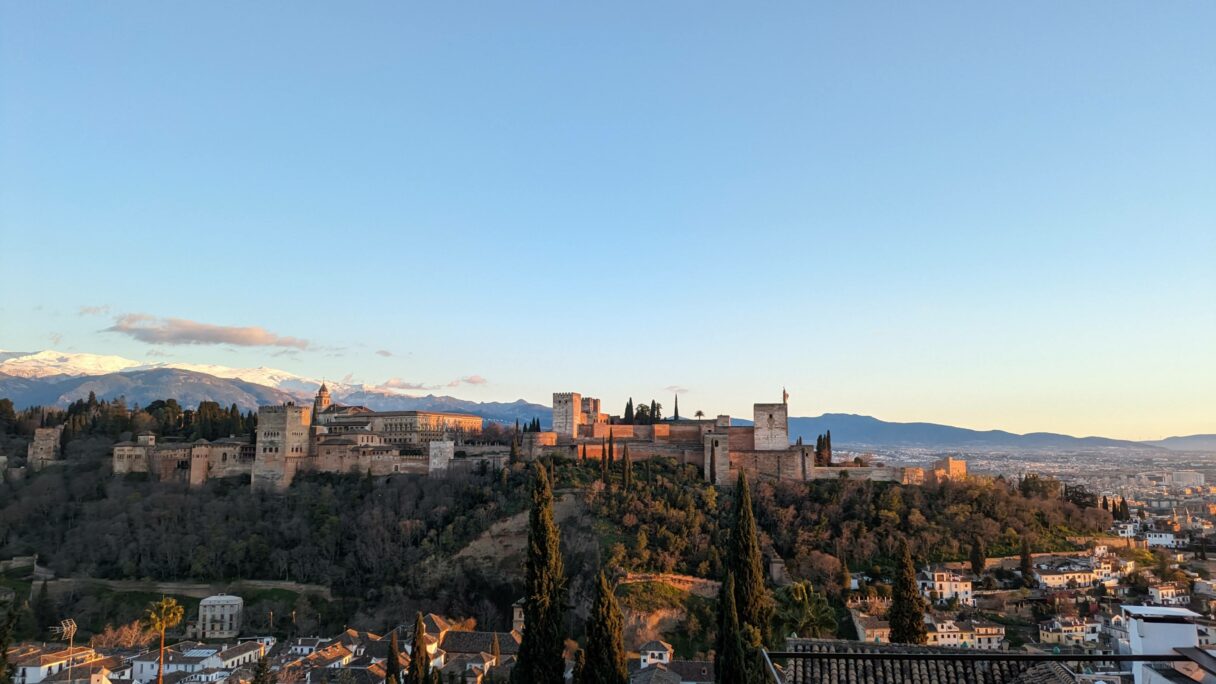 Coucher de soleil sur l'Alhambra, vue depuis le mirador de San Nicolas