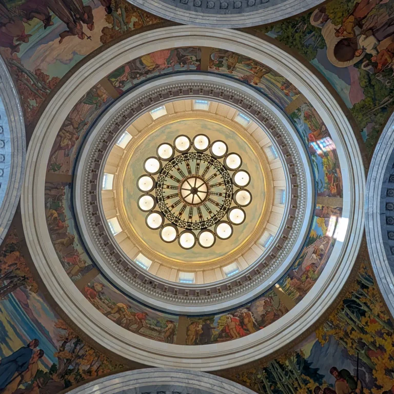 Vue intérieure du dôme du State Capitole