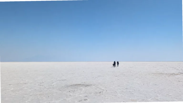 Marcheurs sur les Bonneville Salt Flats